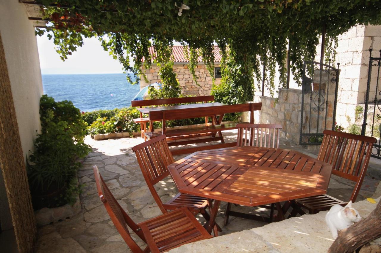 Seaside House For Families With Children Cove Tvrdni Dolac, Hvar - 2057 Gdinj 외부 사진